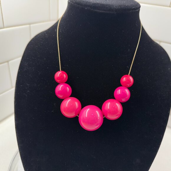 Fun and Flirty Hot Pink Necklace and Bracelet - Picture 3 of 7